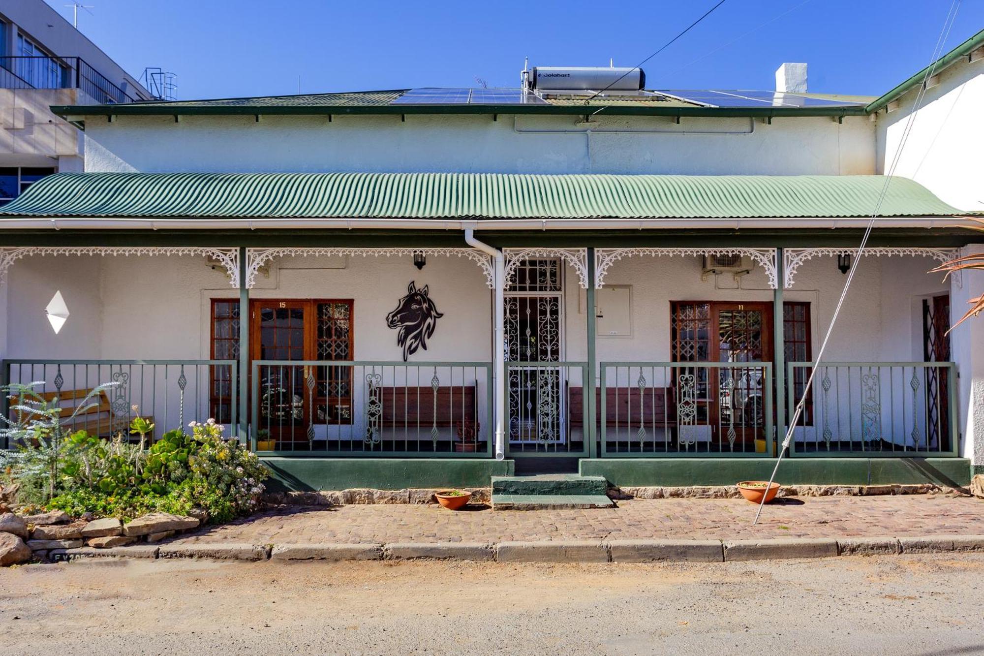 Horse And Mill Guesthouse コールズバーグ エクステリア 写真