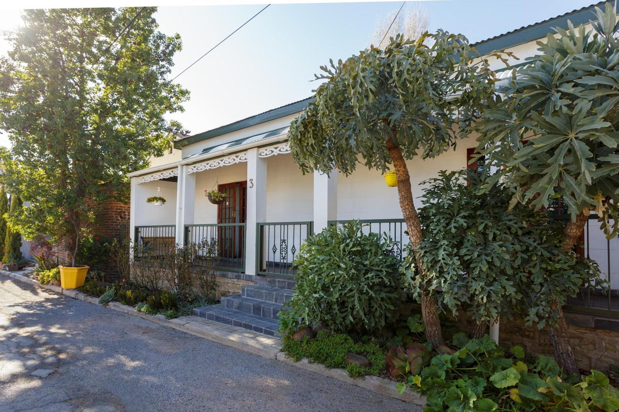 Horse And Mill Guesthouse コールズバーグ エクステリア 写真
