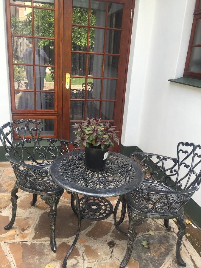 Horse And Mill Guesthouse コールズバーグ エクステリア 写真